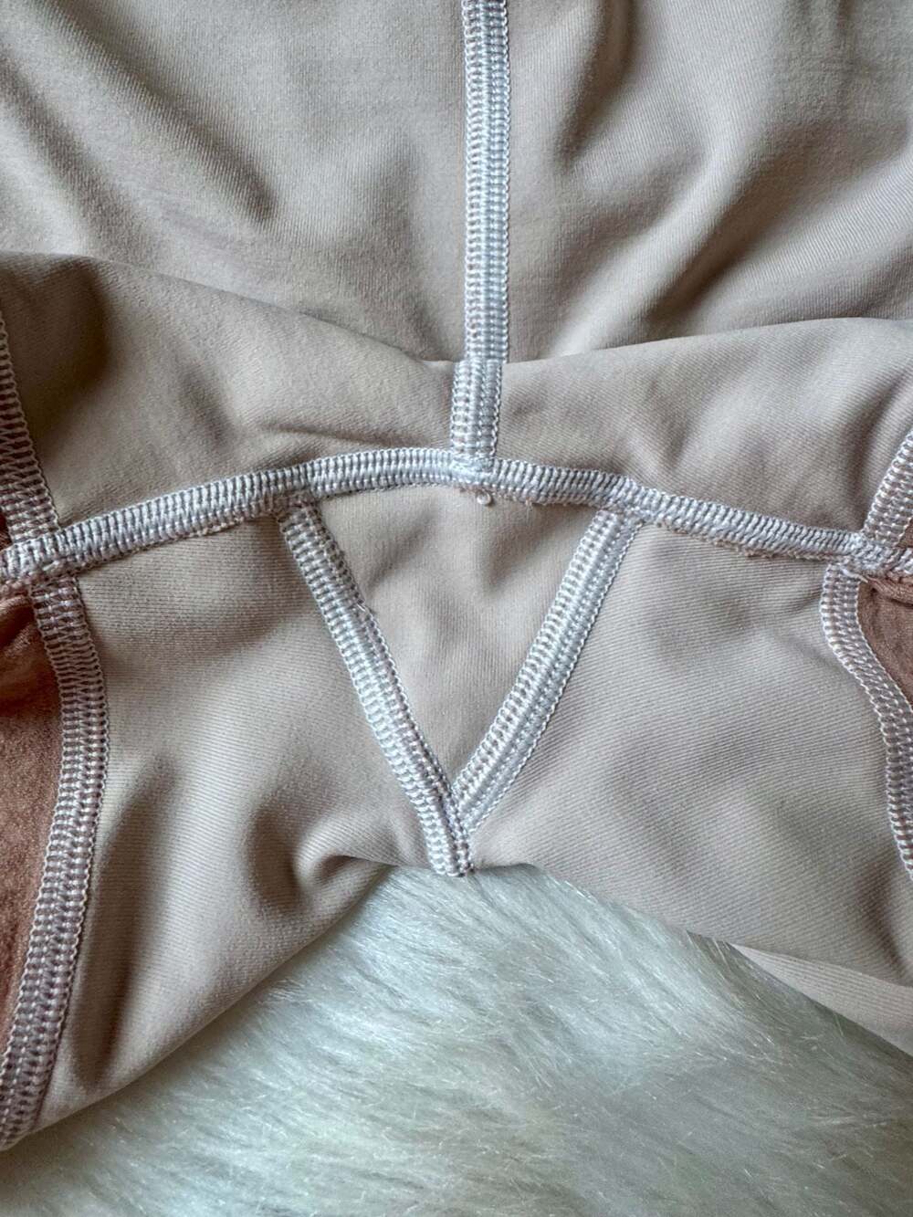 Lululemon Morning Match Short 3.5" Size 8 (RARE ITEM ESP IN THIS COLOR) - Picture 8 of 14